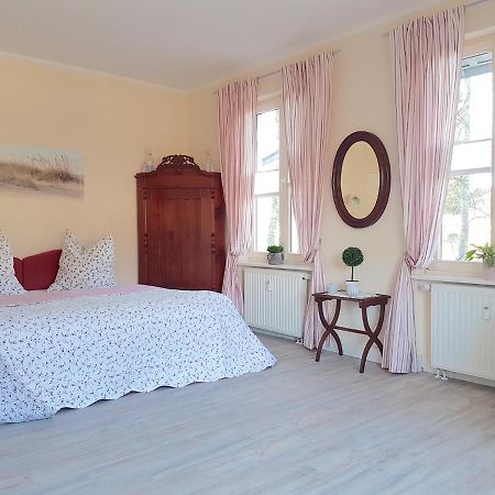 Ferienwohnungen Im Haus Boree Prerow Zewnętrze zdjęcie